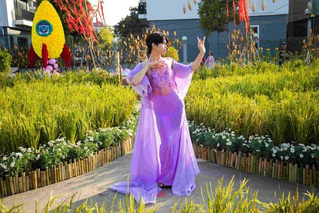 Đan Sắc Fashion Show - Chào Xuân với sự kiện thời trang ấn tượng cùng sinh viên Kiến trúc ảnh 6
