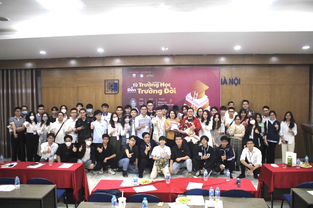 CLB Kỹ năng mềm Đại học Xây dựng Hà Nội đạt danh hiệu Tập thể Sinh viên 5 tốt cấp Thành phố năm 2022 ảnh 1