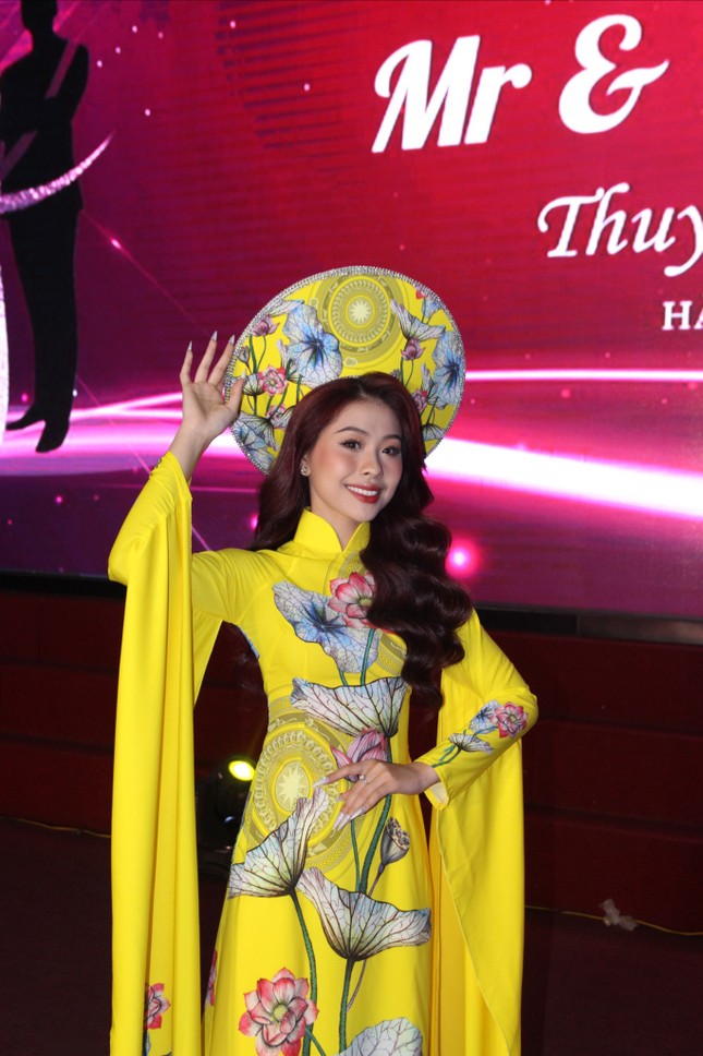 Hé lộ những điều chưa biết về tân Nam vương và Hoa khôi Đại học Thủy lợi 2023 ảnh 4