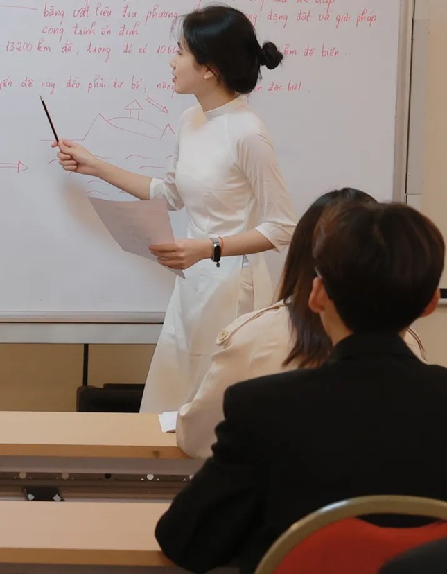 Phát huy vai trò của sinh viên trong tham gia trợ giảng môn học ảnh 1