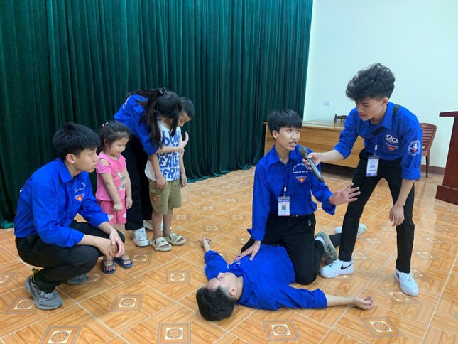 Mùa Hè Xanh của CLB Sinh viên tình nguyện Trường Đại học Thủy lợi tại Bắc Kạn ảnh 7