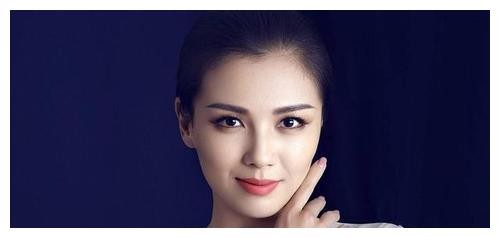Bí mật tạo nên khối tài sản nghìn tỷ và sắc vóc không tuổi của “mỹ nhân phim cổ trang” ảnh 2