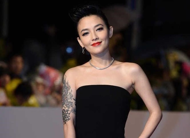 Một “thiên hậu” vì bạn trai 8 năm mà cắt cổ tử cung, sống cuộc đời không chồng không con ảnh 13