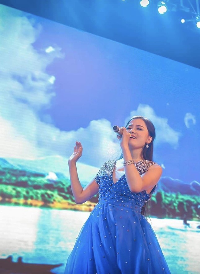 Trịnh Huyền: Từ dân chuyên tự nhiên đến mỹ nữ belly dance ảnh 8