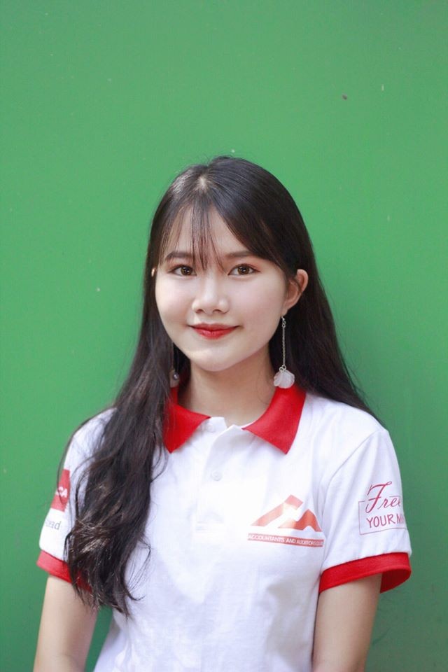 Nữ sinh Học viện Tài chính xinh đẹp là Chi ủy viên Chi bộ Công tác chính trị và sinh viên ảnh 1