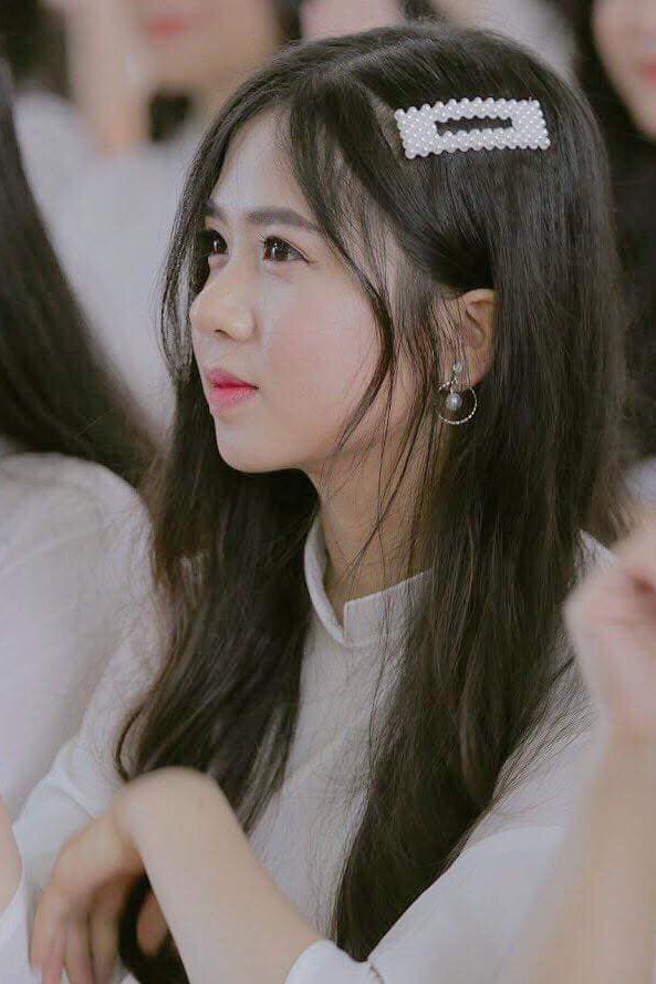 Hot girl trường Luật ước mơ làm giảng viên ảnh 4