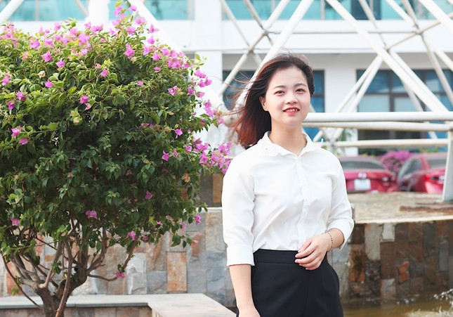 Nữ đảng viên sinh viên tự tin tỏa sáng ở ngôi trường toàn nam ảnh 5