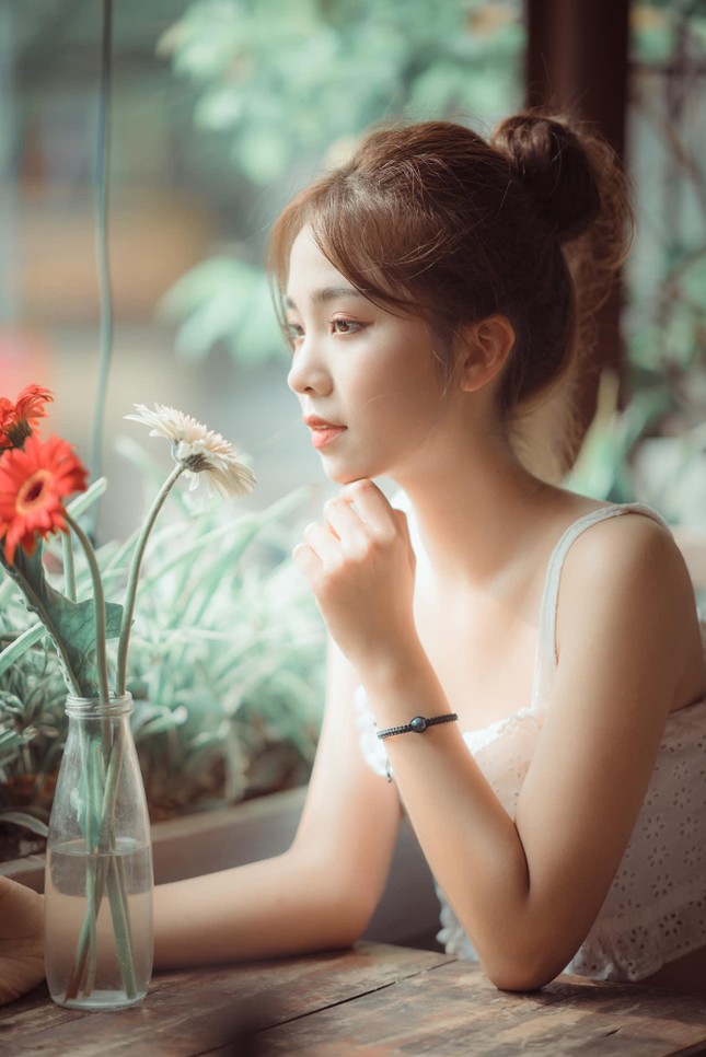 Nữ sinh 17 tuổi đam mê nghệ thuật, “đốn tim” dân mạng với nét đẹp dịu ngọt ảnh 4