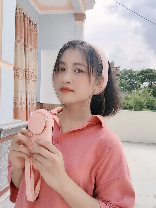 Hot girl 10X Thanh Hóa và ước mơ học Luật ảnh 8