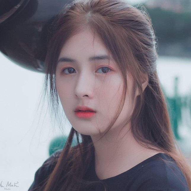 Nữ sinh 2K1 gây sốt với vẻ đẹp tinh khôi đốn tim cộng đồng mạng ảnh 9