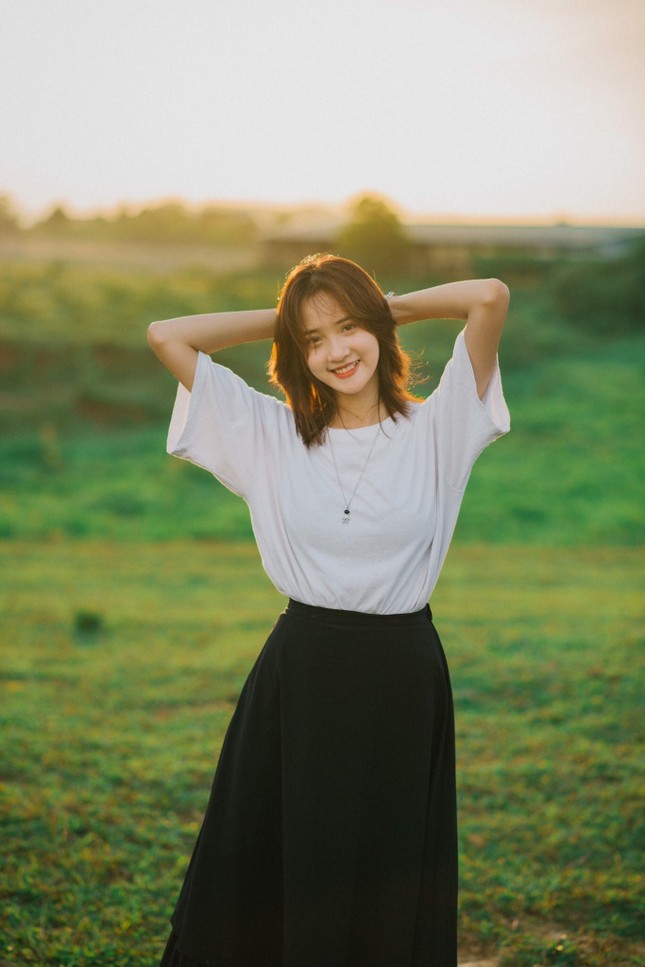 Xao xuyến với nét đẹp dung dị của nữ sinh trường Dệt may ảnh 5