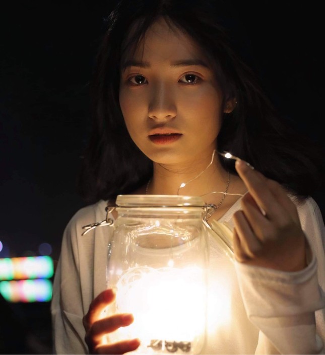 Vẻ đẹp trong veo tựa ‘nàng thơ’ của nữ sinh trường Cao đẳng Sư phạm Trung ương ảnh 12