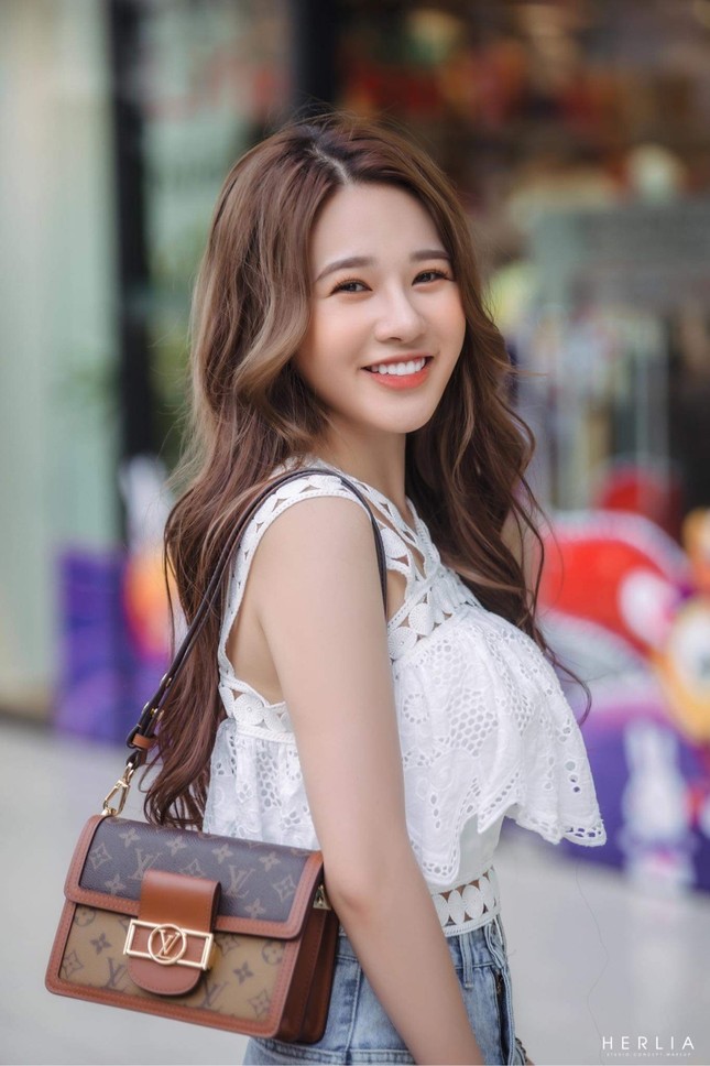 Hot girl Nam Định sở hữu nét đẹp giống diễn viên Sam ảnh 3