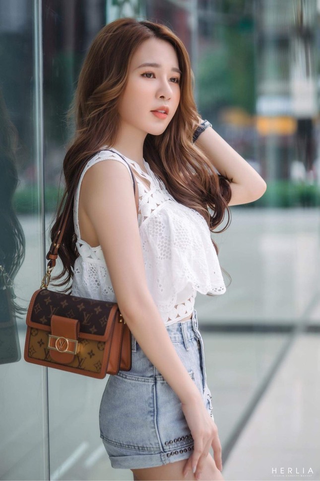 Hot girl Nam Định sở hữu nét đẹp giống diễn viên Sam ảnh 6