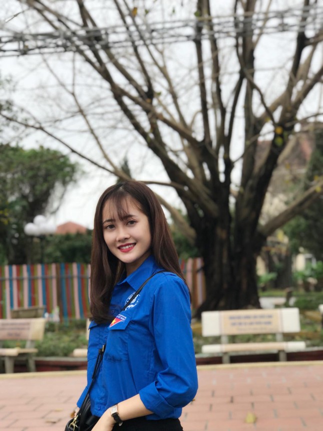 Hoa khôi Học viên Tài chính: Tôi hài lòng với cuộc sống hiện tại! ảnh 11