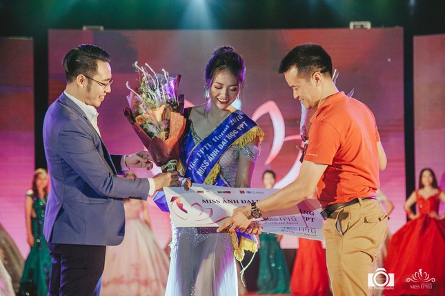 Hoa khôi trường Đại học FPT và hành trình thoát khỏi danh xưng tiểu thư ảnh 2