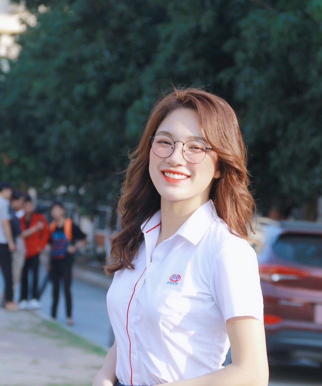 Giảng viên xinh đẹp “Tôi đã từng không thích làm nghề giáo” ảnh 13