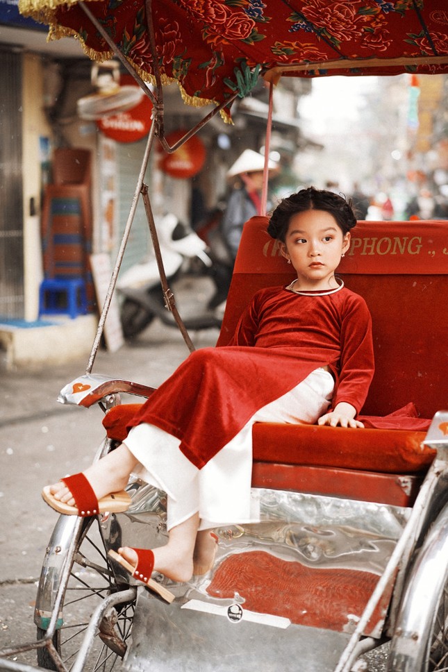 Biến hình cùng những bức ảnh “mẫu nhí” của chàng phù thủy 9X ảnh 9