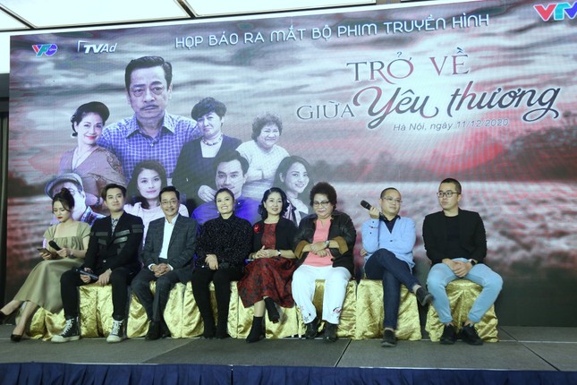 “Trở về giữa yêu thương” đánh dấu lần quay trở lại của Anh Tuấn ảnh 3