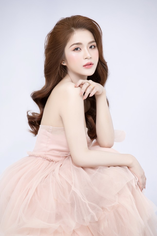 Phó hiệu trưởng trường mầm non bị nhầm tưởng là người mẫu ảnh ảnh 7