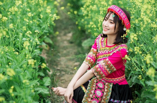 Hot girl Nam Định ‘hóa’ thiếu nữ H’Mông rạng rỡ đón Xuân ảnh 6