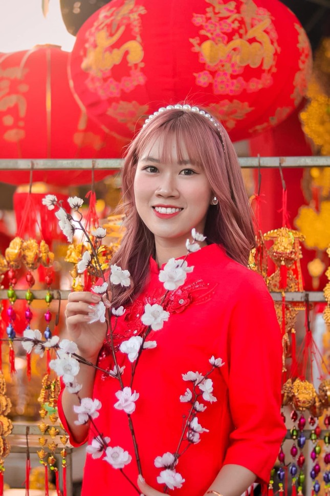 Thiếu nữ xứ Quảng trong áo dài truyền thống những ngày đầu Xuân ảnh 8