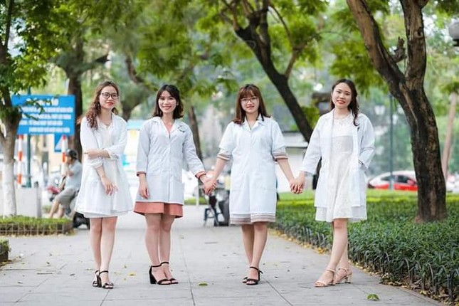 Nữ sinh ngành Dược: “Theo đuổi ngành Y vì muốn mẹ luôn khỏe mạnh” ảnh 8