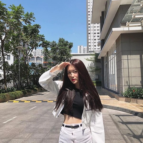 Không thể ngờ kỷ lục vòng eo 56 của Ngọc Trinh đã bị cô gái này phá vỡ ảnh 8
