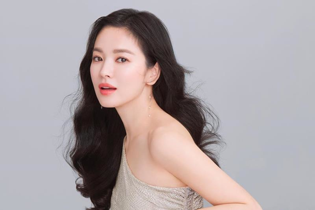 Song Hye Kyo có bí quyết gì mà không cao vẫn khiến người khác phải ngước nhìn? ảnh 7
