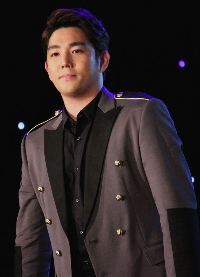 Vì scandal đời tư mà những ngôi sao này đành phải rút khỏi showbiz thời gian dài ảnh 1