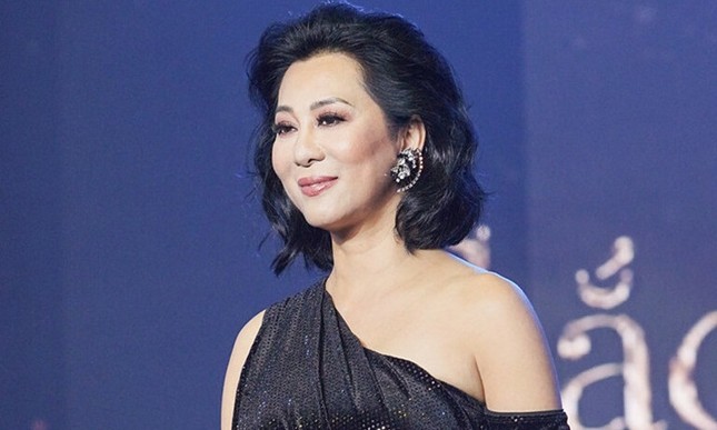 Nhà hàng của MC Nguyễn Cao Kỳ Duyên tại Mỹ bị người biểu tình quá khích đập phá ảnh 1