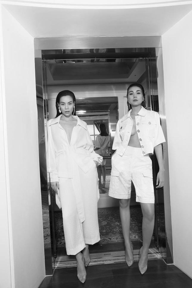Hà Hồ mang bụng bầu chụp ảnh thời trang cho tạp chí danh giá Vogue (Pháp) ảnh 2