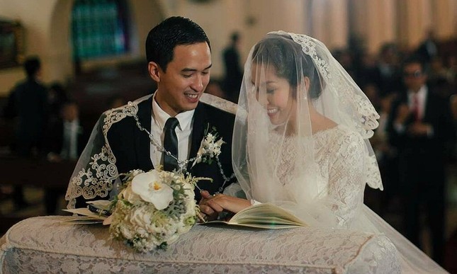 Tăng Thanh Hà khoe ảnh kỷ niệm 8 năm ngày cưới: Mỹ nhân viên mãn nhất V-biz là đây ảnh 4