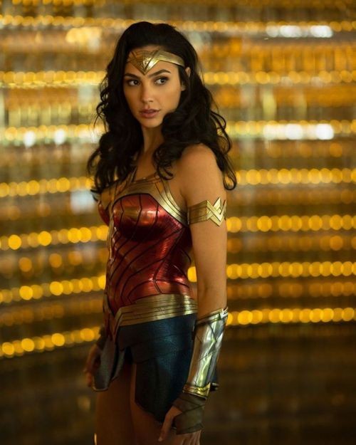 Ngắm lại “CV” của chị đại Wonder Woman từ phần đầu tiên: Bạn còn nhớ hay đã quên? ảnh 7