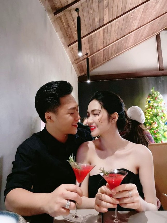 Sau tất cả, Hòa Minzy đã công khai chuyện bí mật sinh con đầu lòng ảnh 3