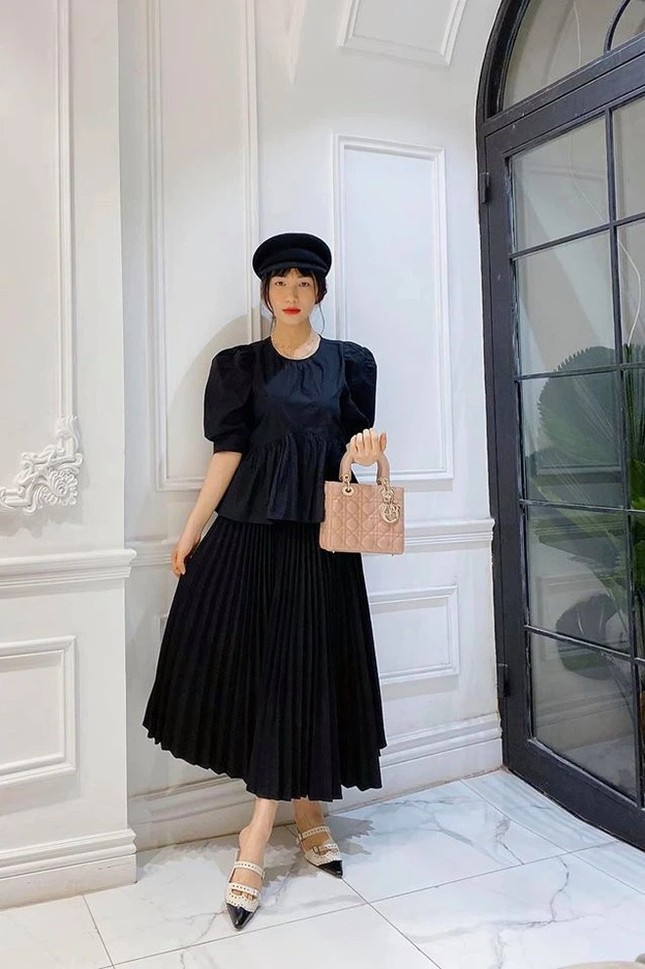 Hòa Minzy tiết lộ sự thật bất ngờ về bức hình ôm bụng bầu sắp sinh ảnh 7