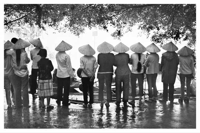 “Sang sông” ở bến Ơ Kìa! ảnh 4