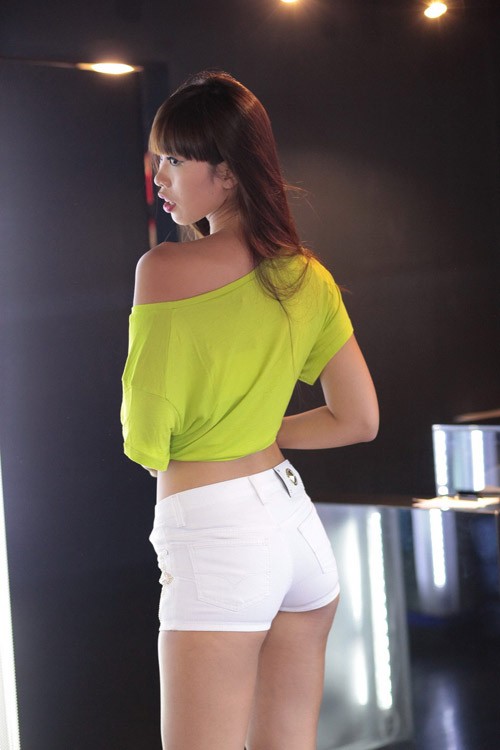 Sao Việt và những chiếc quần short “siêu ngắn“ ảnh 3