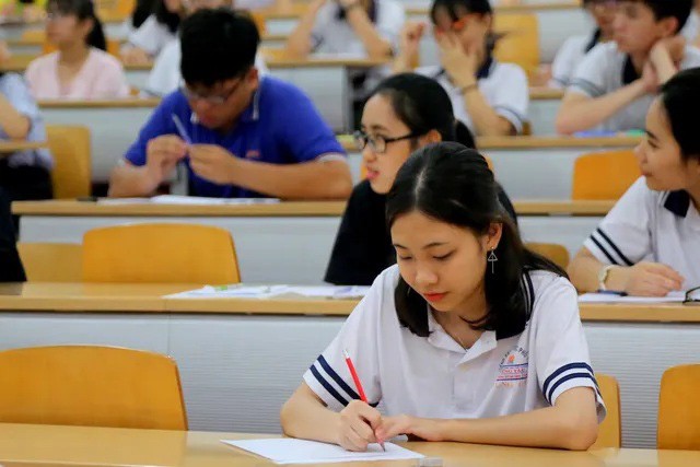 Cảnh báo: Mạo danh ĐHQG TP. HCM bán đề thi đánh giá năng lực ảnh 1
