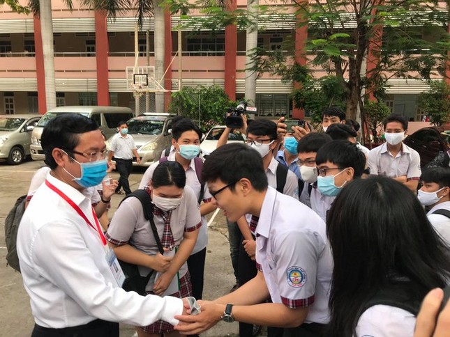 Hơn 850.000 thí sinh bước vào kỳ thi tốt nghiệp THPT 2020 ảnh 1