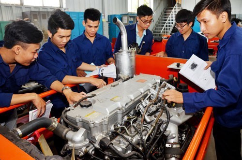 Sinh viên phải học trực tuyến 2 - 3 tuần sau Tết Nguyên đán ảnh 1