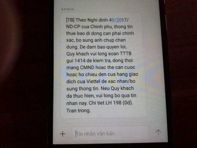 Người dân nháo nhác đăng ký thông tin vì sợ khóa SIM ảnh 1