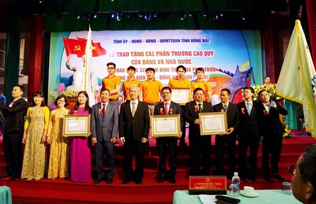 Ông Trần Bá Dương và THACO nhận Huân chương Lao động hạng Nhất ảnh 1