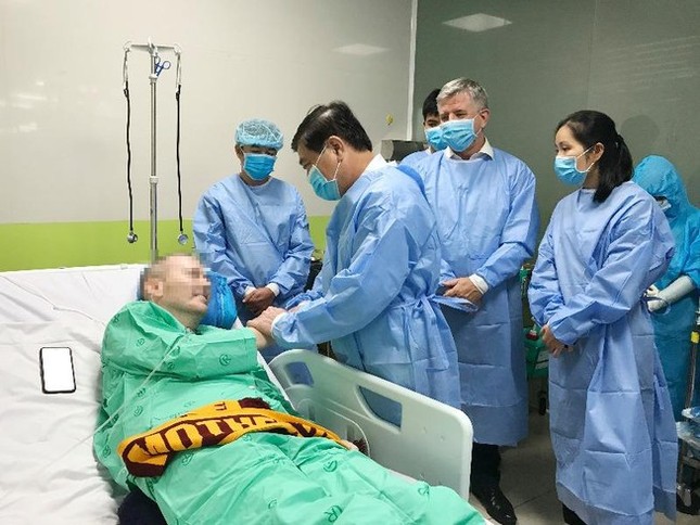 Khi nào bệnh nhân phi công mắc COVID-19 được xuất viện? ảnh 1