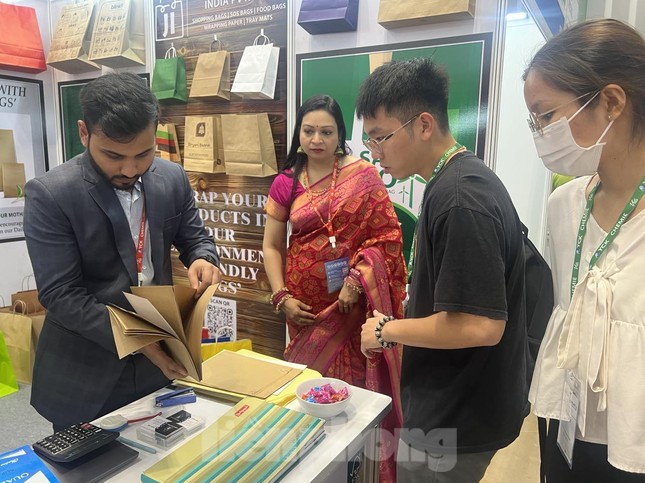 Công nhân bị sa thải, sức mua giảm sâu, đơn hàng rất kém ảnh 3