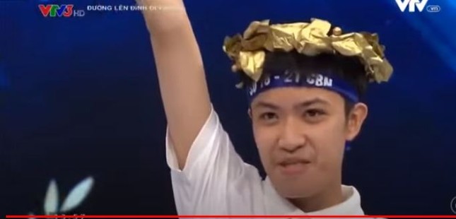 10X mở màn Olympia quý IV bằng màn tấu hài ‘ứm ừ’ và 120 điểm khởi động ảnh 1