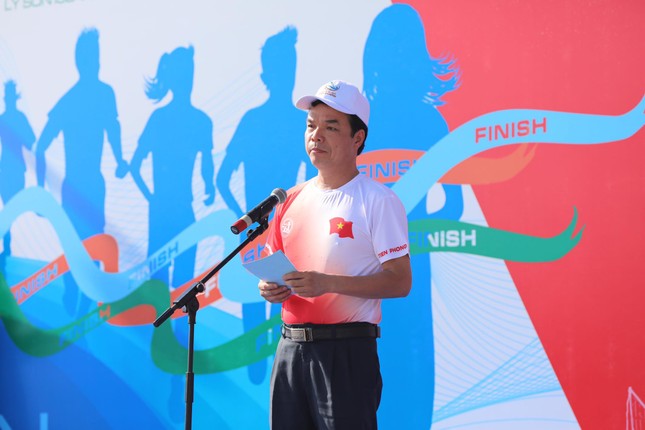 Tiền Phong Marathon vươn tầm thành một sự kiện lớn về biển đảo ảnh 3