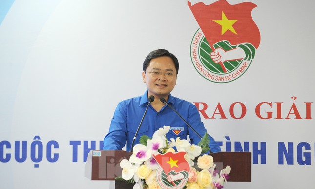 Vinh danh 10 dự án tình nguyện sáng tạo vì cộng đồng xuất sắc nhất ảnh 1