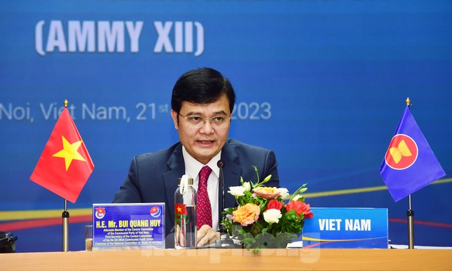Chủ nhiệm UBQG về Thanh niên Việt Nam: Luôn coi trọng sức khỏe tâm lý, tâm thần của thanh niên ảnh 4