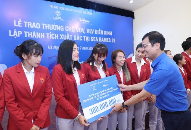 Thành tích của VĐV điền kinh Việt Nam tại SEA Games 32 tạo ra khát vọng, động lực trong thanh niên ảnh 2
